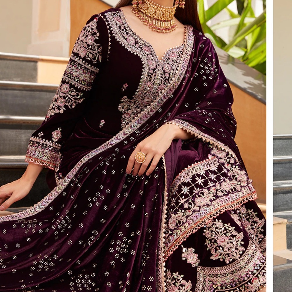 Indian / Pakistani Deep Purple Heavy Embroidered Velvet Palazzo Suit - Picture 4 of 9